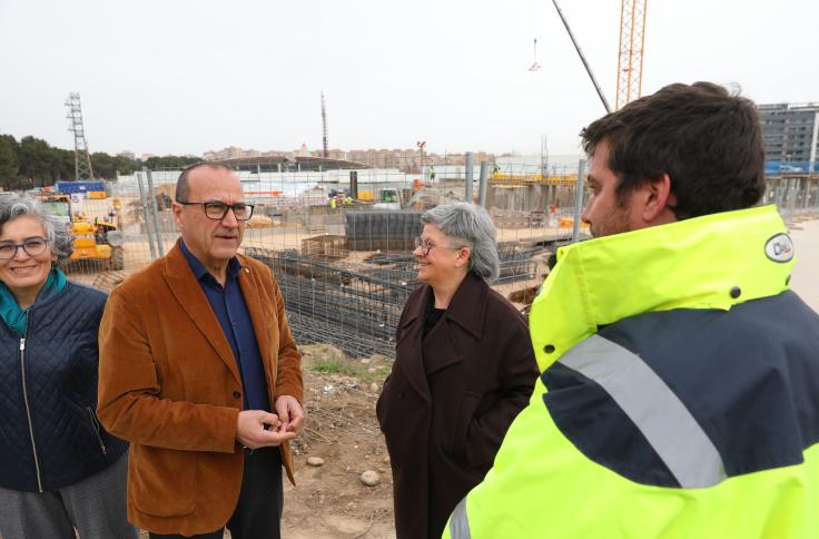 Felipe Faci visita el CEIP María Zambrano