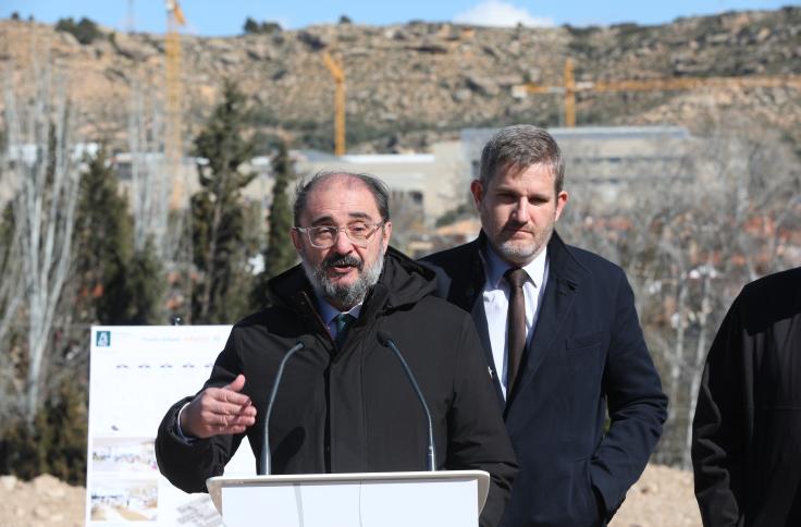 Primera piedra de la residencia de mayores de Alcañiz