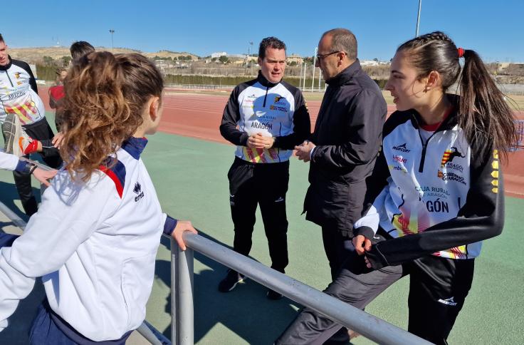 Deportistas en el Centro de Tecnificación de atletismo