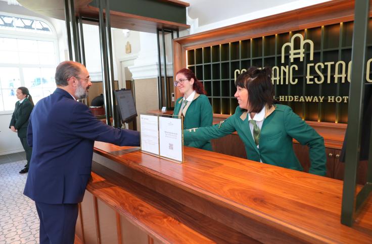 Visita a la obra ferroviaria en Canfranc