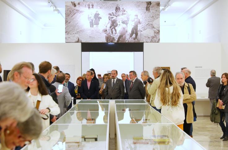 Inauguración de la exposición sobre Ramón J. Sender en el Museo de Zaragoza