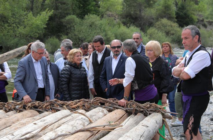 Lambán participa en el almuerzo de los navateros