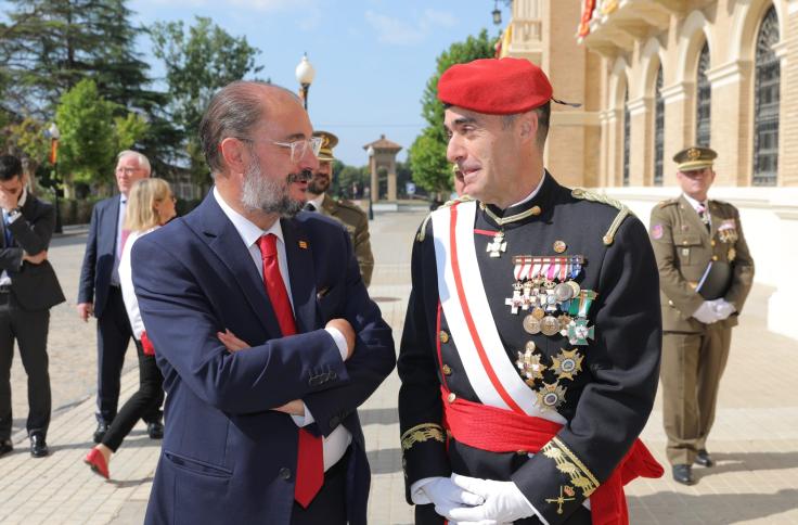 El Presidente de Aragón, Javier Lambán, en la entrega de Reales Despachos en la Academia General Militar de Zaragoza, que ha presidido su Majestad el Rey