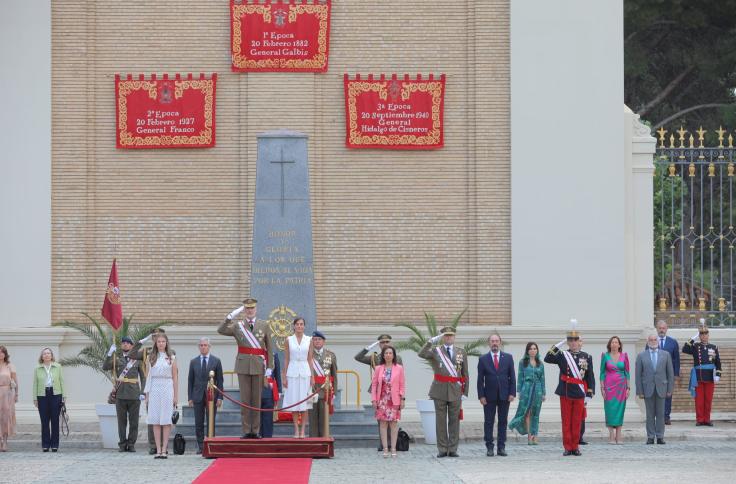 El Presidente de Aragón, Javier Lambán, en la entrega de Reales Despachos en la Academia General Militar de Zaragoza, que ha presidido su Majestad el Rey