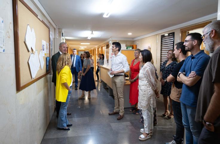 Visita institucional de Jorge Azcón al Ayuntamiento de Huesca y a la Delegación Territorial del Gobierno