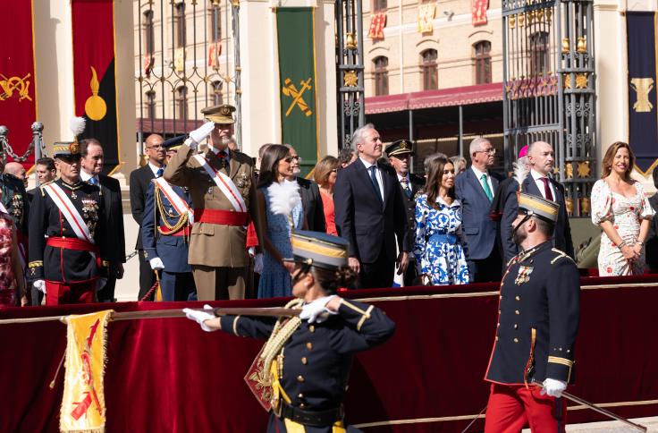 El presidente de Aragón asiste a la jura de bandera de la princesa Leonor en Zaragoza