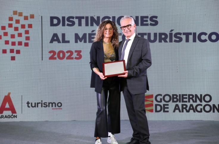 Entrega de distinciones al Mérito Turístico.