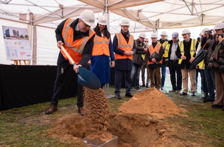 Acto de colocación de la primera piedra del nuevo centro de Salud del Perpetuo Socorro de Huesca