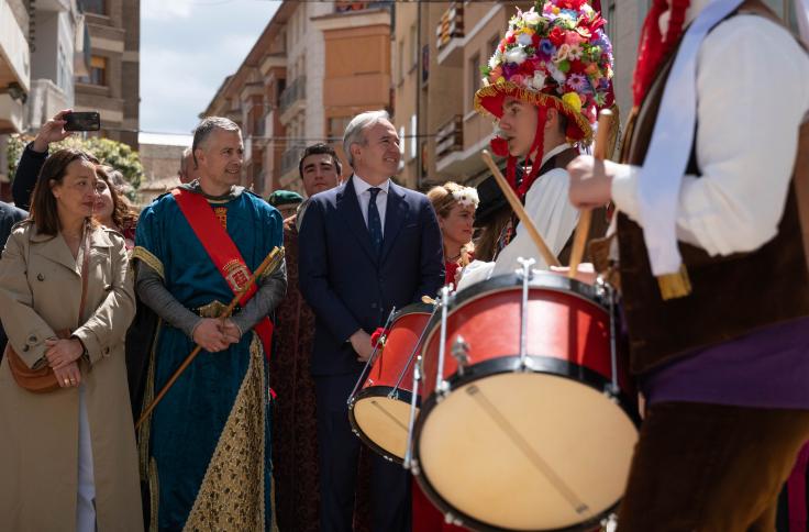 El presidente del Gobierno de Aragón, Jorge Azcón, ha asistido a la celebración del Primer Viernes de Mayo de Jaca