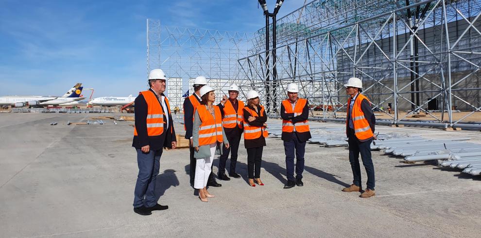 Visita a las obras del hangar con capacidad para dos A380 en el Aeropuerto de Teruel