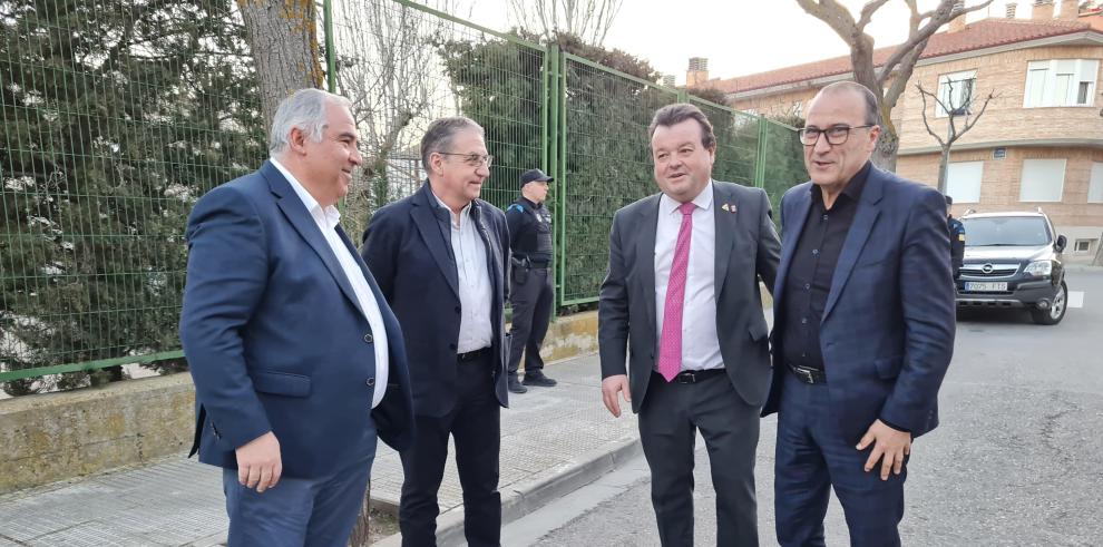 Concejal de Deporte de Zuera, director general de Deporte, consejero de Deporte, alcalde de Zuera