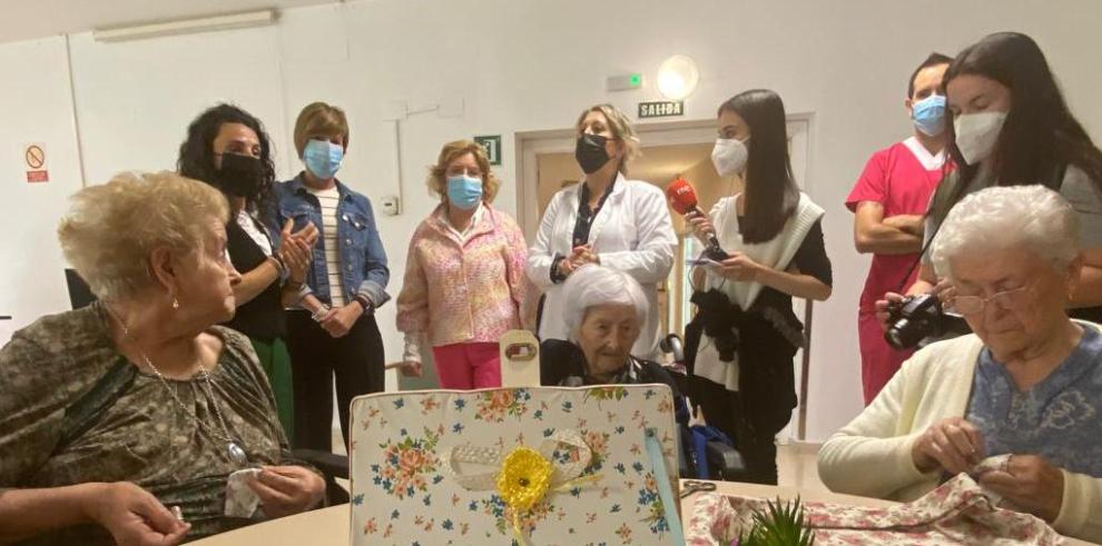 La consejera de Ciudadanía ha visitado la residencia del IASS de Las Fuentes
