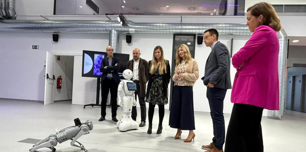 Mar Vaquero ha visitado este martes las instalaciones del Instituto Tecnológico de Aragón