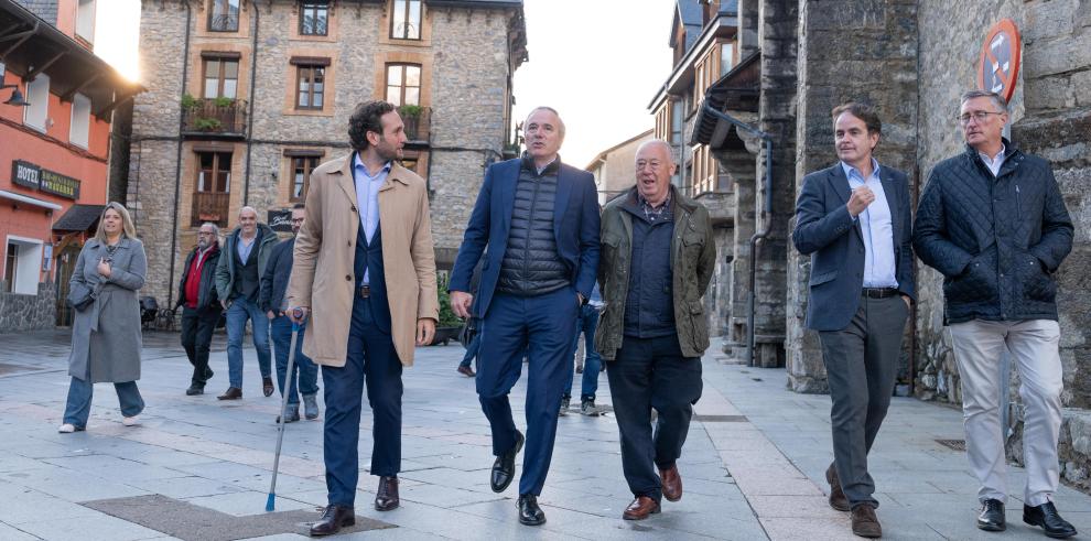 Jorge Azcón ha explicado este lunes en Panticosa las líneas maestras del Plan Pirineos.