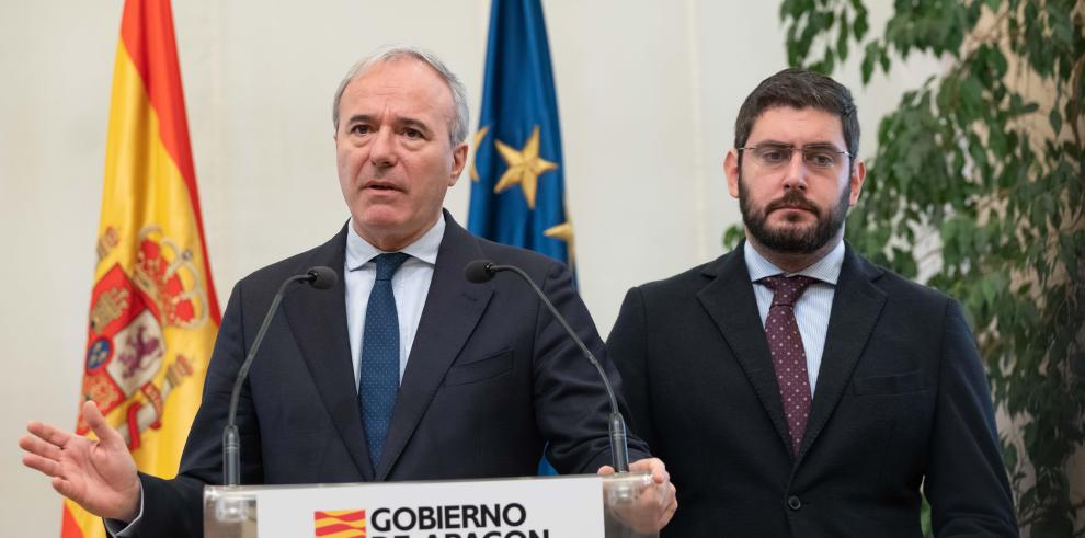 Jorge Azcón comparece tras el Consejo de Gobierno extraordinario