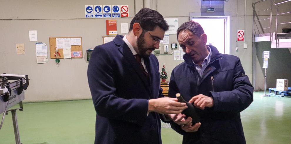 El vicepresidente Nolasco y el presidente de Grandes Vinos, Javier Ruiz