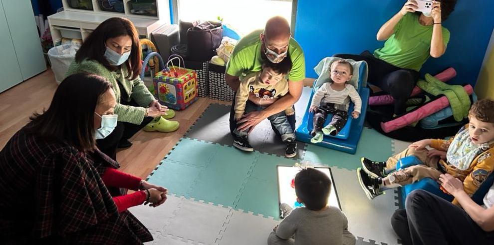 La consejera Susín ha recorrido este martes las instalaciones de ASPACE en Zaragoza