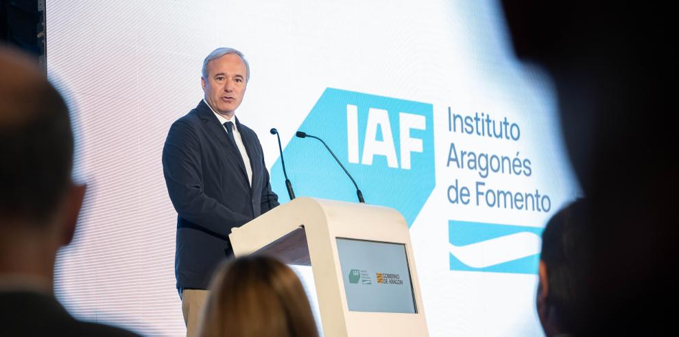 El presidente del Gobierno de Aragón, Jorge Azcón, ha participado este viernes en la presentación del nuevo posicionamiento estratégico del Instituto Aragonés de Fomento (IAF)