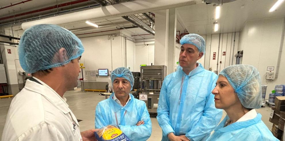 Mar Vaquero ha visitado la planta de Dr. Schär en Alagón