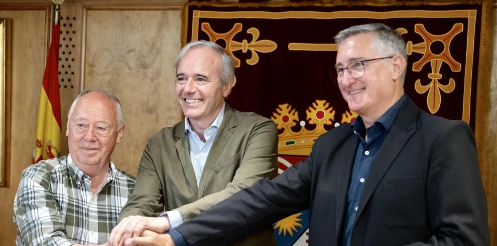 El presidente Azcón firma un convenio de colaboración con el Ayuntamiento de Panticosa para la puesta en marcha del tobogán de montaña en el marco del Plan Pirineos