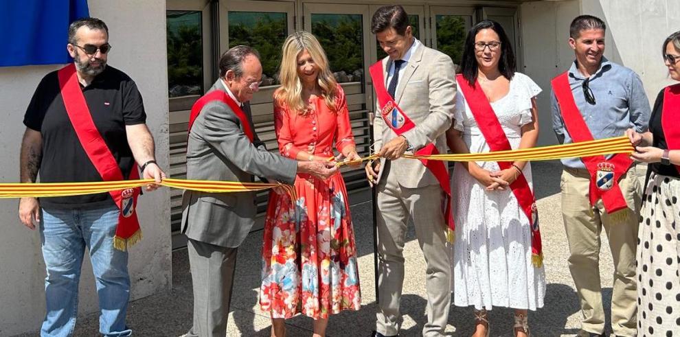 La vicepresidenta del Gobierno, Mar Vaquero, ha inaugurado el Pabellón de Santa Bárbara en María de Huerva