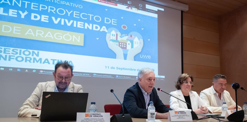 El consejero Octavio López, presenta el proceso participativo para la elaboración del Anteproyecto de Ley de vivienda de Aragón.