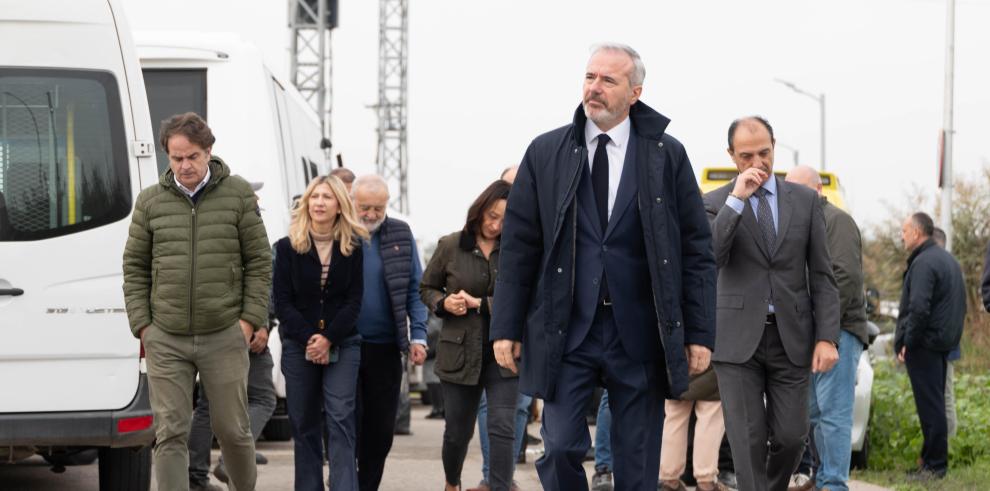 El presidente del Gobierno de Aragón se ha trasladado hasta el lugar para conocer de primera mano los hechos del siniestro.