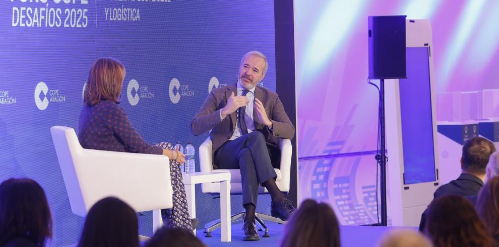 Jorge Azcón en el Foro COPE Desafíos 2025: Movilidad Sostenible y Logística.