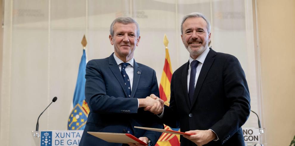 Los presidentes de Galicia y Aragón, Alfonso Rueda y Jorge Azcón.