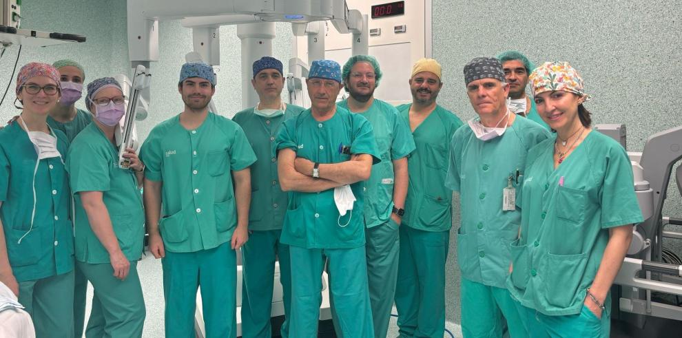 Equipo del Hospital Universitario Miguel Servet que ha llevado a cabo la intervención.