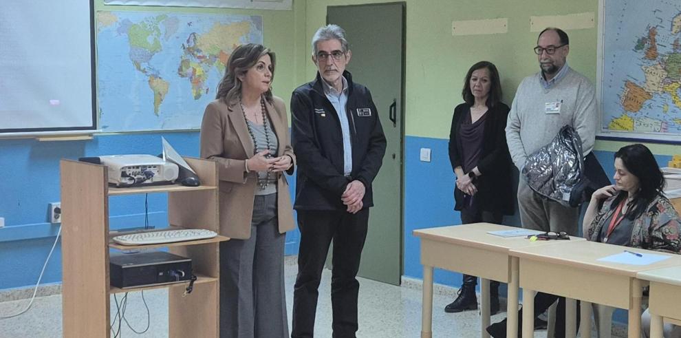 La directora general Ana Moracho ha asistido al seminario ‘Docentes en centros penitenciarios de Aragón’, celebrado hoy en Zuera.