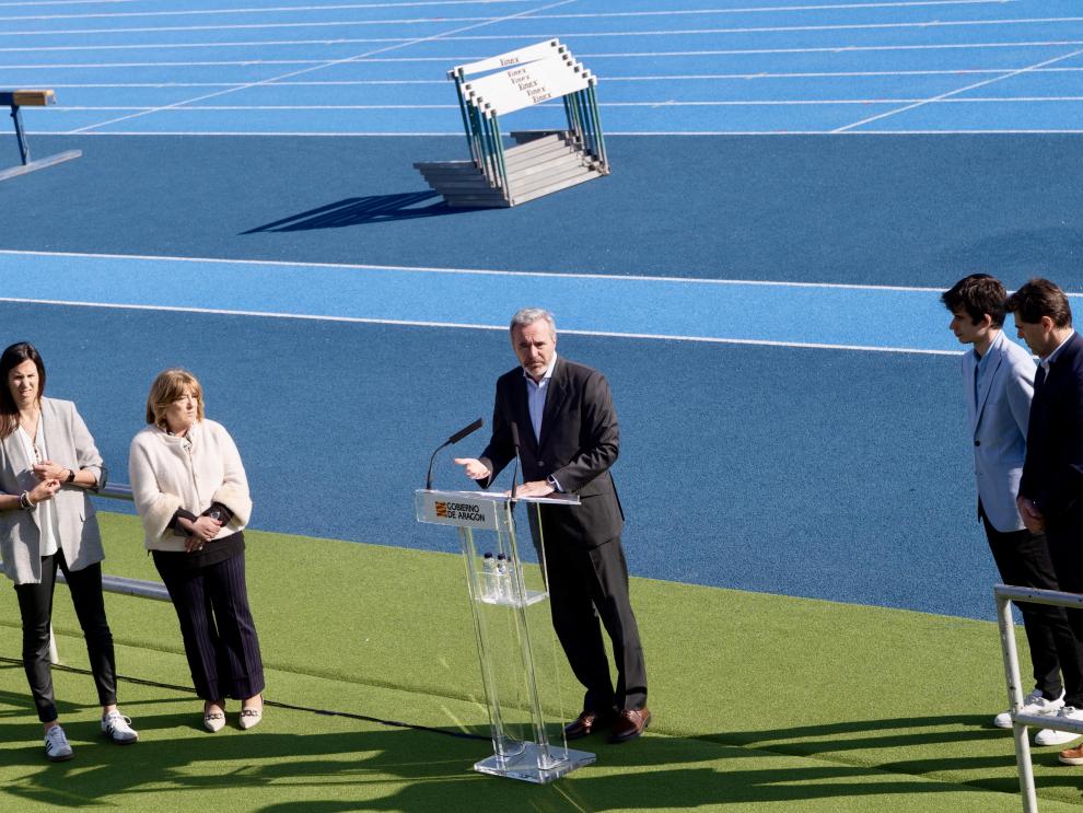 El presidente Azcón subraya "la respuesta a una demanda histórica" con la renovación integral de la pista de atletismo del CAD