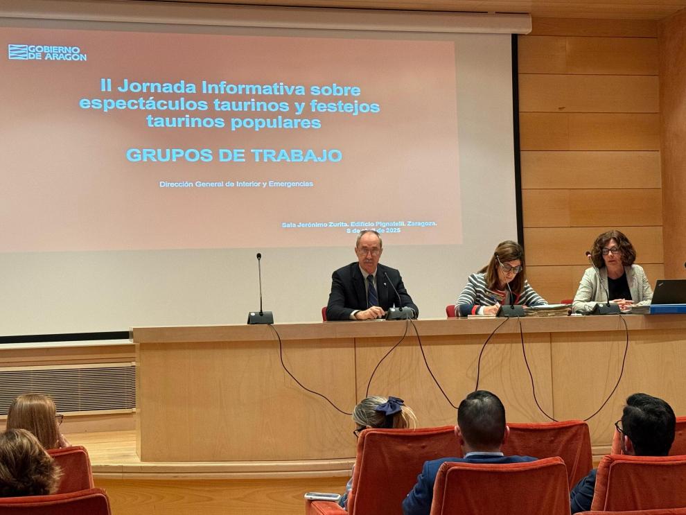 Jornada informativa sobre espectáculos taurinos.