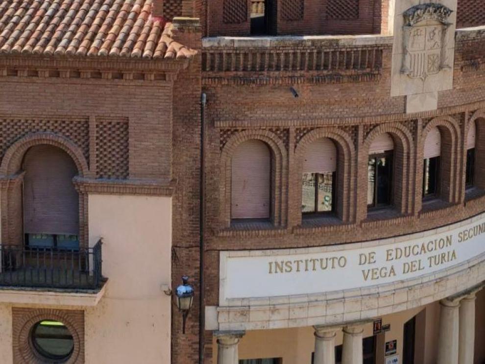Fachada del IES Vega del Turia, en Teruel.