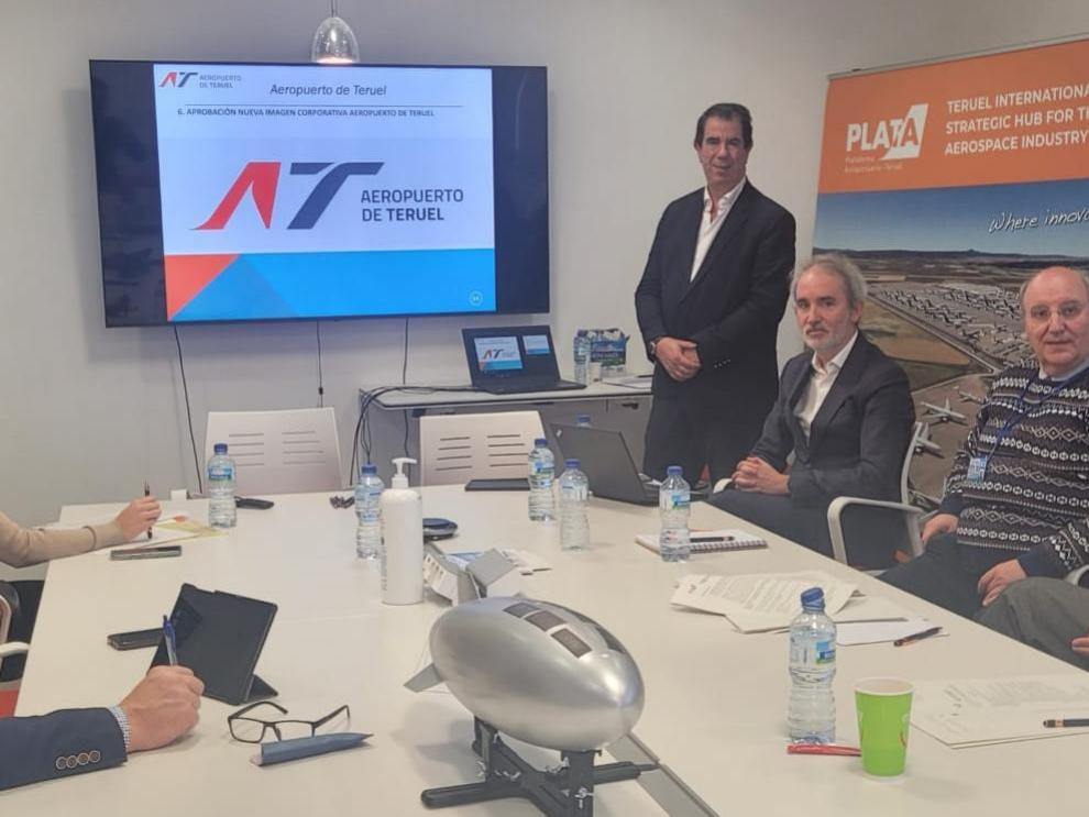 El último consejo del año ha dado luz verde a la nueva imagen del Aeropuerto de Teruel.