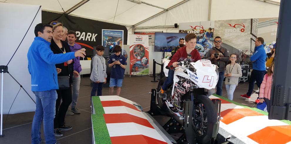 El Campeonato del Mundo de Superbikes llena de actividad el circuito de MotorLand