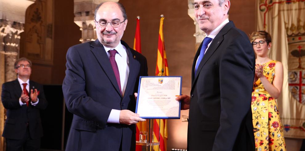 El Presidente de Aragón reivindica el proyecto de España y el patriotismo constitucional en el Día de Aragón