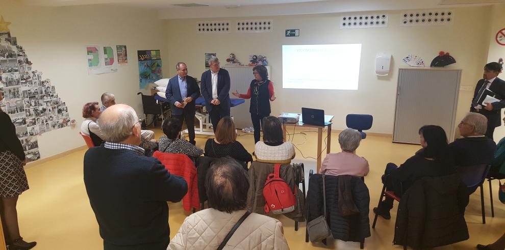 El IASS desarrolla un proyecto piloto de formación de personas cuidadoras en ocho Hogares de Mayores de toda la Comunidad