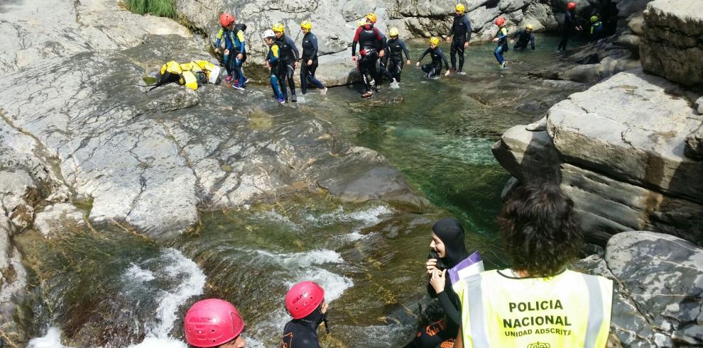 La Unidad de Policía Adscrita en Huesca vigila el cumplimiento de la normativa de turismo activo