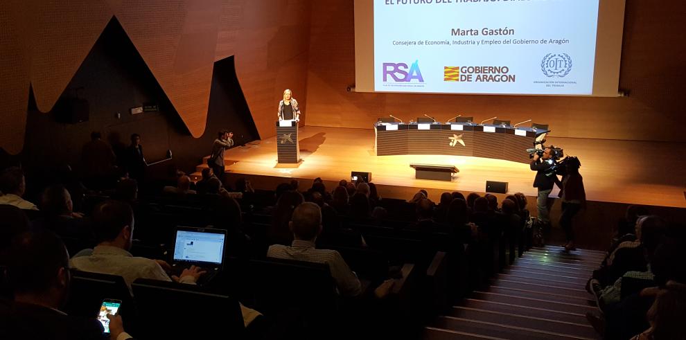 Gastón remarca la importancia del “trabajo conjunto” con los agentes sociales para afrontar los nuevos retos del mercado laboral