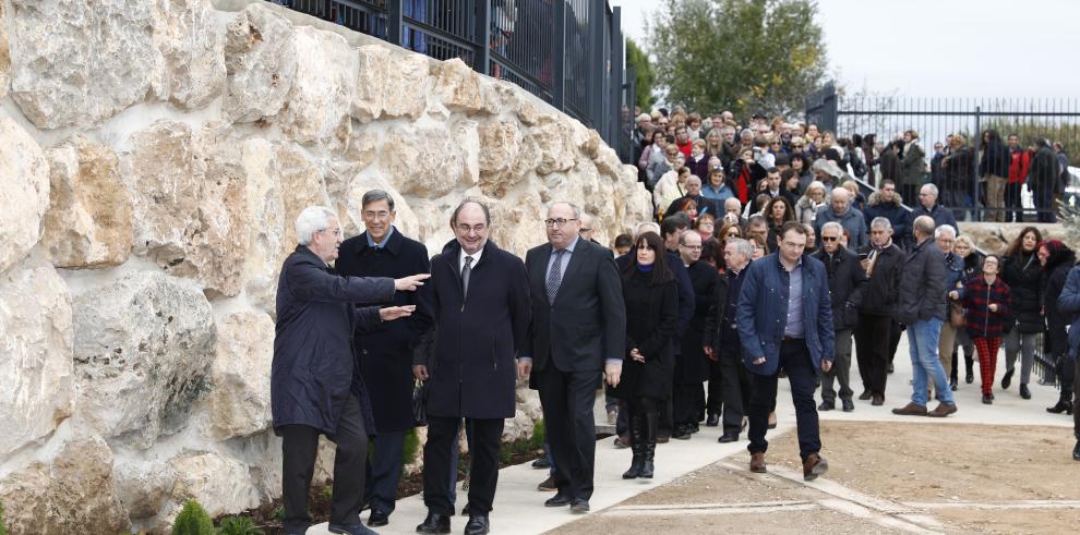 Lambán afirma que Aragón es una comunidad líder en solidaridad en la inauguración del Centro de Ocio Terapéutico de Novallas