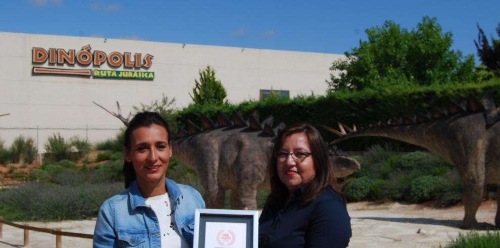 Dinópolis recibe el premio al ‘Mejor Parque de Naturaleza del Año’ en los PAC AWARDS 2018