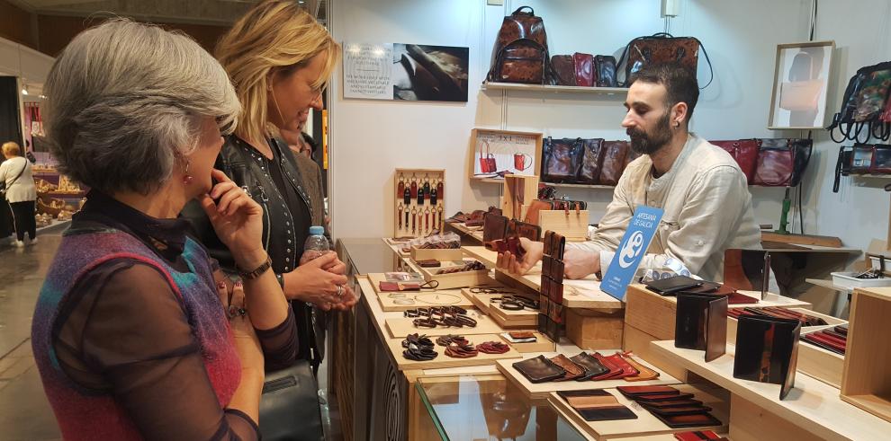 Taller Coiraxe y Lume Vidrio, ganadores de los premios de la Feria de Artesanía