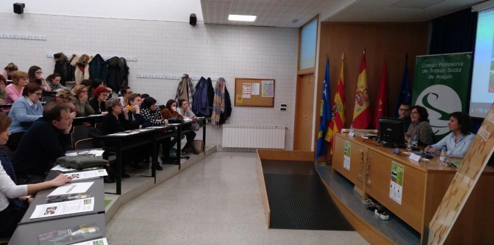 Broto: “Los trabajadores sociales son un colectivo fundamental en el desarrollo de los servicios sociales”