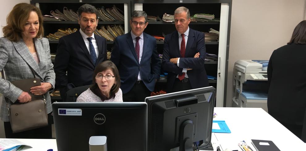 Guillén comprueba en Barbastro la implantación efectiva del expediente judicial electrónico