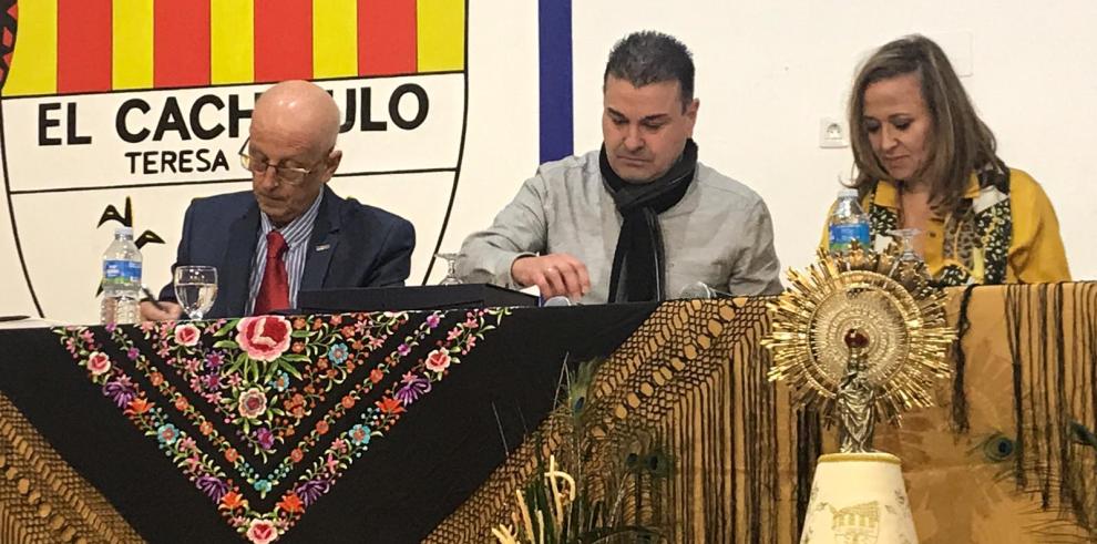 El Cachirulo de Alcañiz celebra sus bodas de oro con un libro conmemorativo