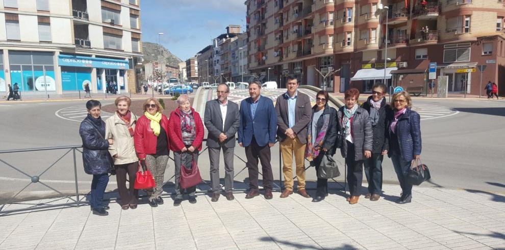 Una rotonda que hace permanentes la fiesta de las “Alfombras” de Tamarite de Litera