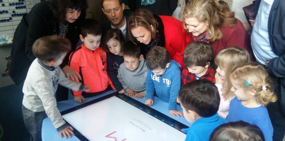 El colegio público Miguel Vallés estrena nuevas aulas y equipamiento informático