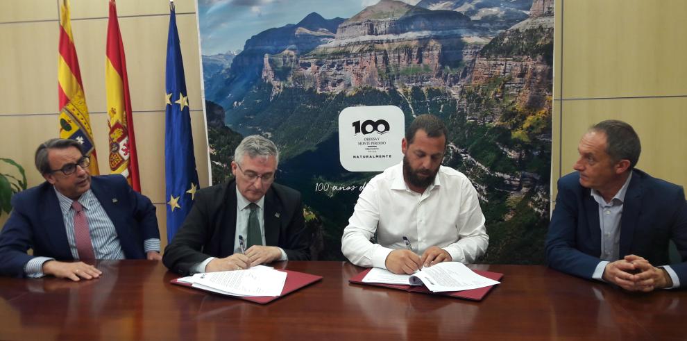 La Asociación de Criadores de Raza Bovina Parda de Montaña, nuevo patrocinador del Centenario de Ordesa y Monte Perdido