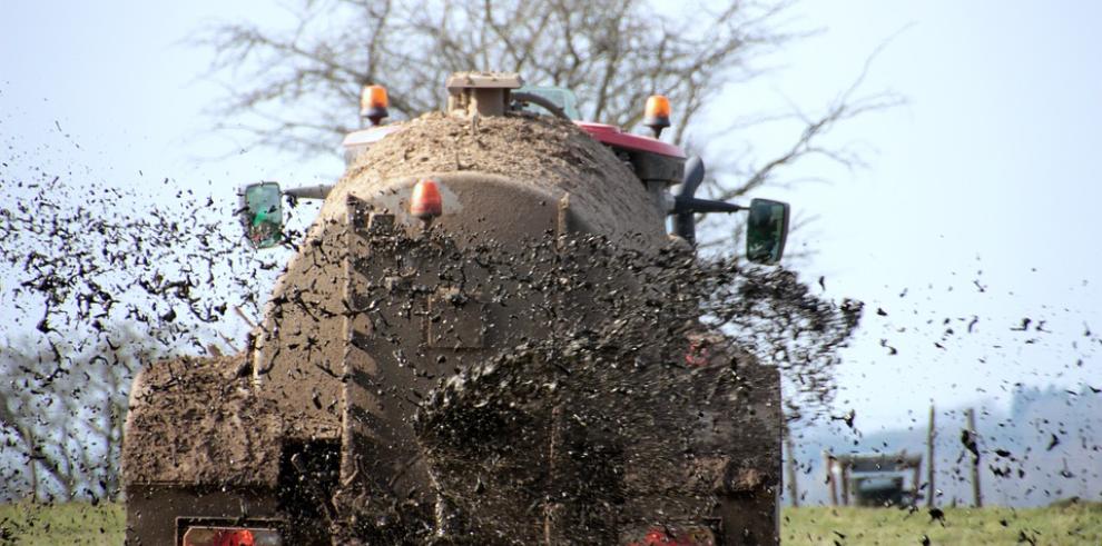 El Departamento de Desarrollo Rural y Sostenibilidad impulsa el uso sostenible del purín como fertilizante